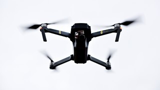 Unbemanntes Luftfahrtsystem, sogenannte Drohnen